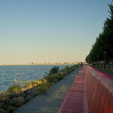 The Water Δωμάτια σε οικογενειακή κατοικία